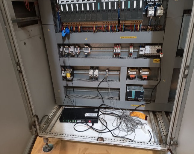 Plug & Play Hardware for any Machine